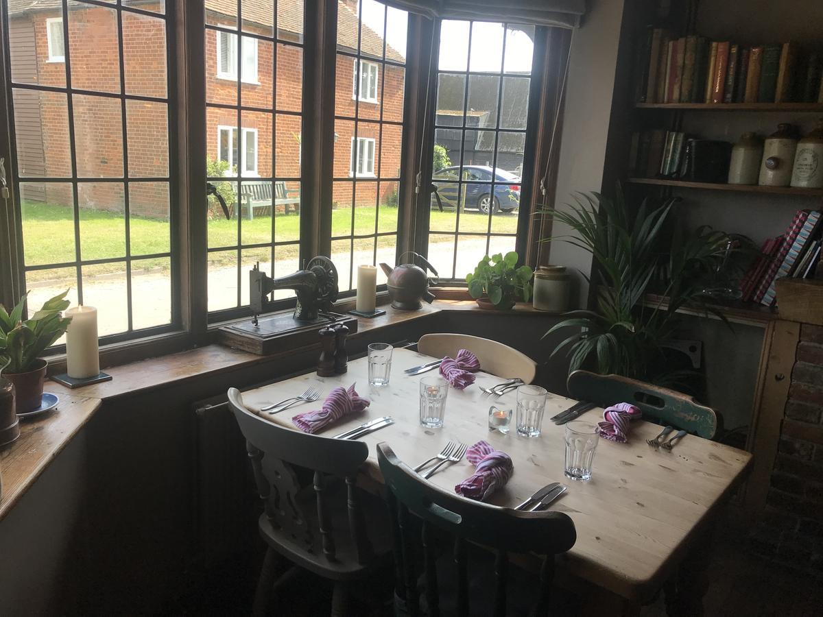 The Red Lion Stodmarsh Hotel แคนเทอร์เบอรี ภายนอก รูปภาพ